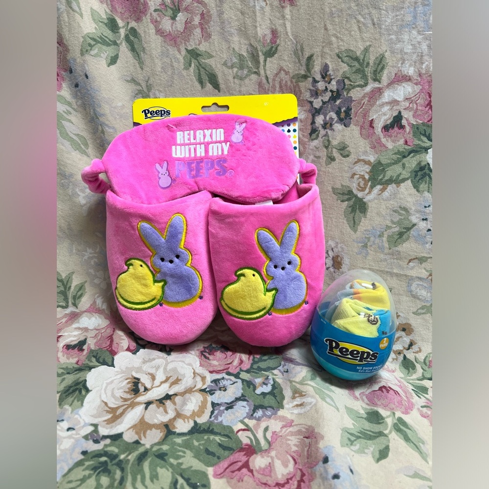Peeps slippers sleep mask & 2 pair socks